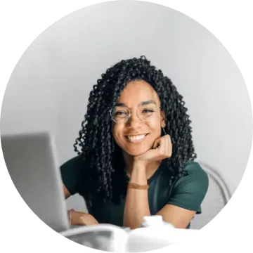 Student studying with Mindgrasp